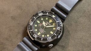 セイコー　プロスペックス マリーンマスター　SBDB009