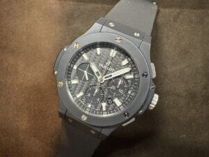 ウブロ　ビッグバン ブラックマジック　301.CI.1770.RX