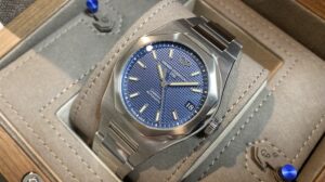 ジラール・ぺルゴ　ロレアート42MM　81010-11-431-11A