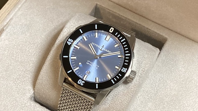 ユリスナルダン　ダイバー42mm　8163-175/93-J